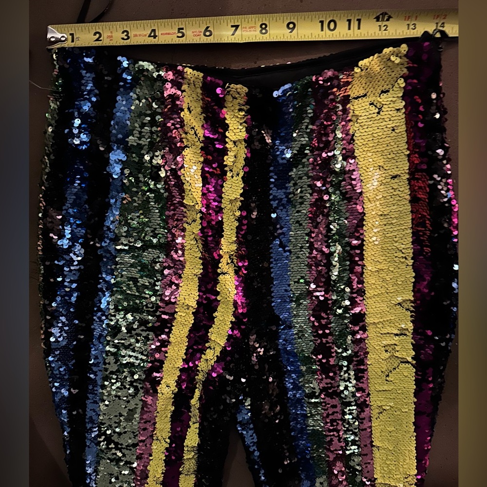 ✨🎉 Strut your game in sequins 🎉✨ Forever 21 sequin striped pants 🌈🕺 - Picture 3 of 10